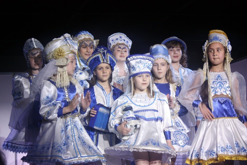 конкурс юных нудистов' 